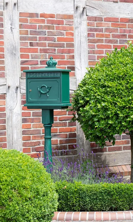 Gartendekoration Briefkasten